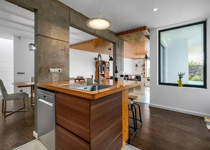 Ferienhaus Tabletop By Azorean Living São Roque